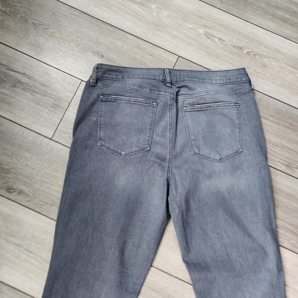 Gray Jeans - Picture 9 of 15